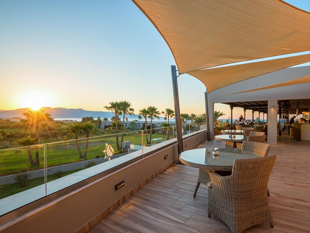 Solimar Aquamarine Resort Gerani  エクステリア 写真