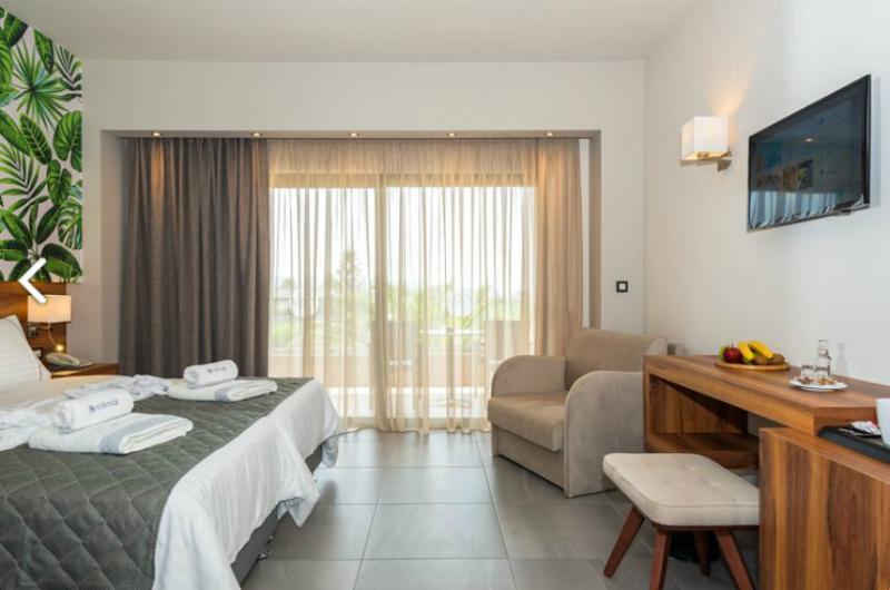 Solimar Aquamarine Resort Gerani  エクステリア 写真