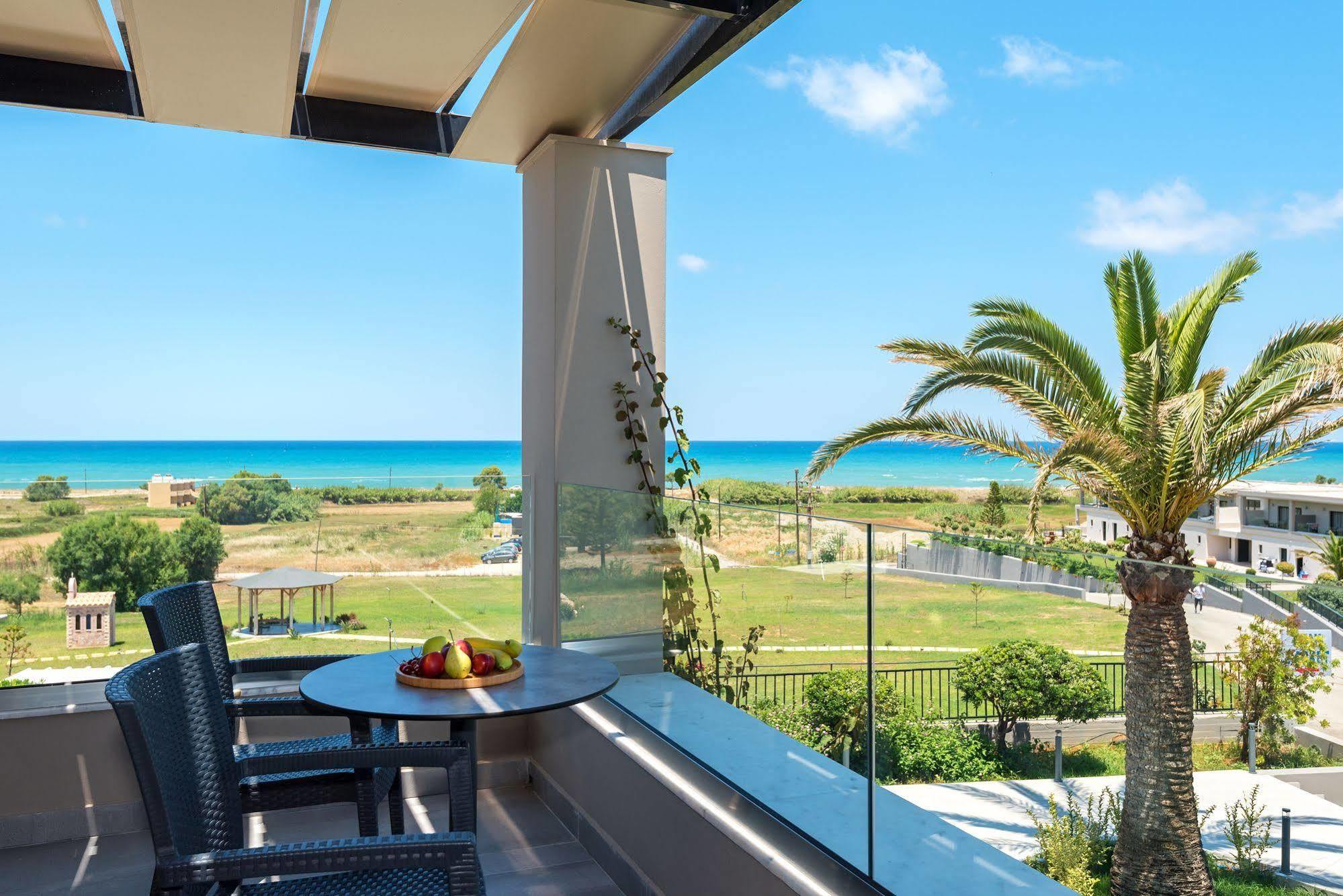 Solimar Aquamarine Resort Gerani  エクステリア 写真
